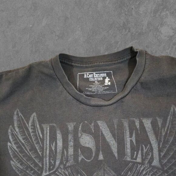 Disney Cast Member Exclusive Collection Cast Member Couture Y2K Style Shirt XL - Picture 3 of 5